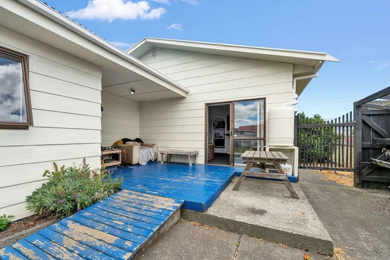 Photo of property in 8 Abbot Street, Gonville, Whanganui, 4501