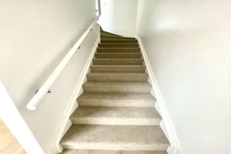 Photo of property in 15/39 Pakuranga Road, Pakuranga, Auckland, 2010