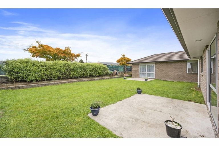 Photo of property in 10 Kipling Crescent, Owhata, Rotorua, 3010