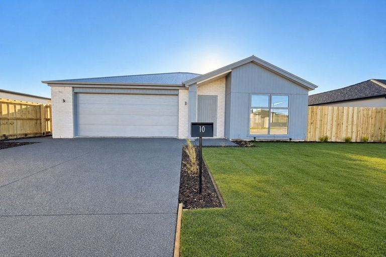 Photo of property in 10 Accadia Drive, Rolleston, 7614