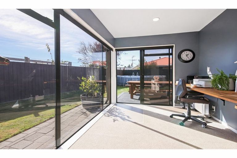 Photo of property in 16 Mansfield Drive, Kaiapoi, 7630