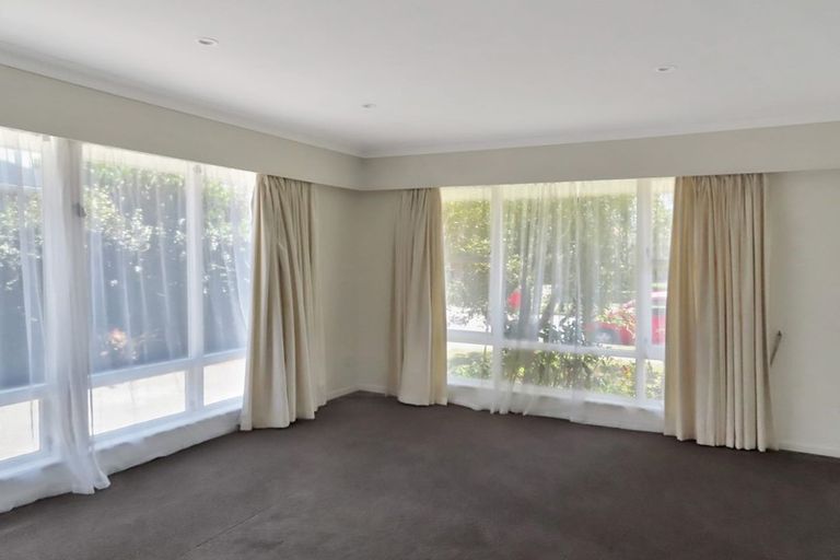 Photo of property in 45 Wai-iti Crescent, Woburn, Lower Hutt, 5010