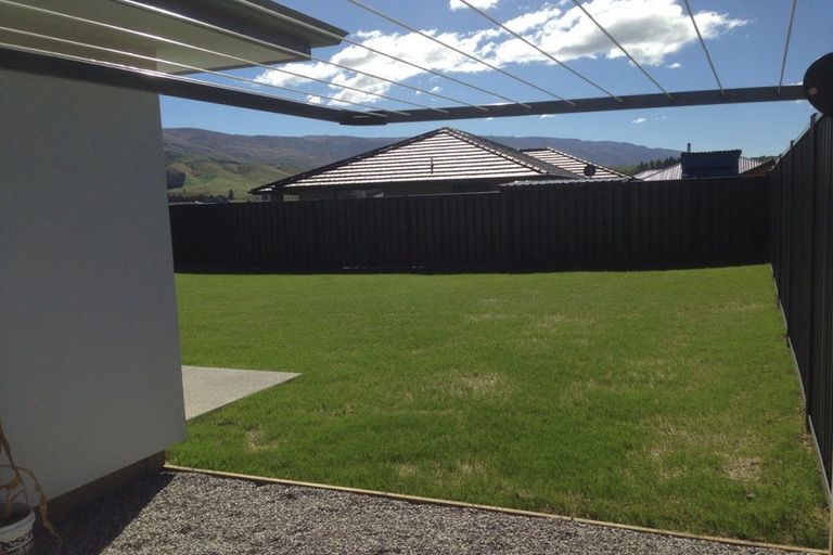 Photo of property in 3 Caledonian Place, Cromwell, 9310