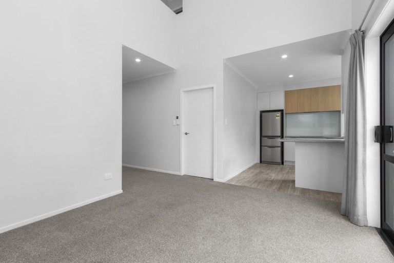 Photo of property in 2/27 Seddon Road, Frankton, Hamilton, 3204