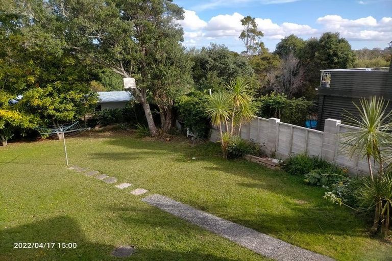Photo of property in 22 Raymond Terrace, Northcote, Auckland, 0627
