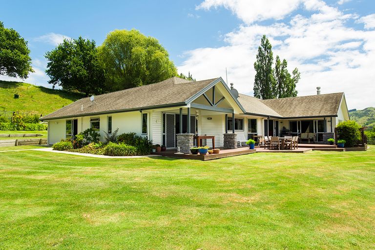 Photo of property in 162d Matokitoki Valley Road, Matokitoki, Gisborne, 4071
