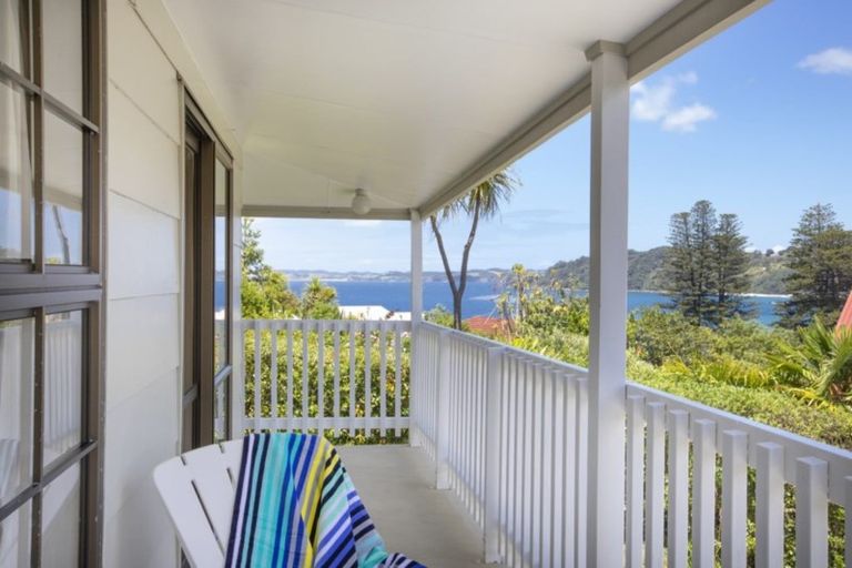 Photo of property in 51 Grand View Road, Leigh, 0985