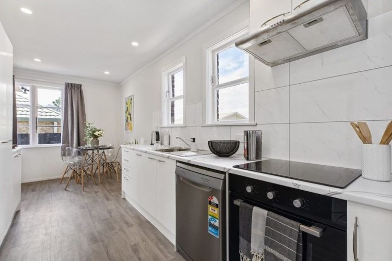 Photo of property in 1/16 Avis Avenue, Papatoetoe, Auckland, 2025