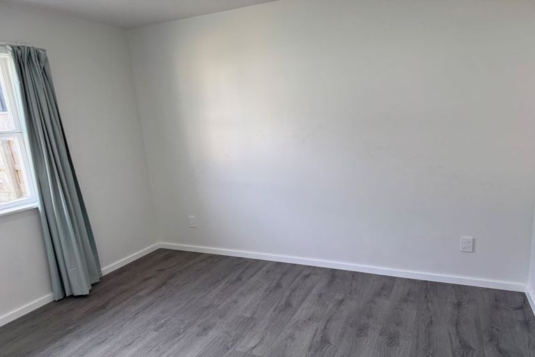 Photo of property in 11 Main Road, Wainuiomata, Lower Hutt, 5014