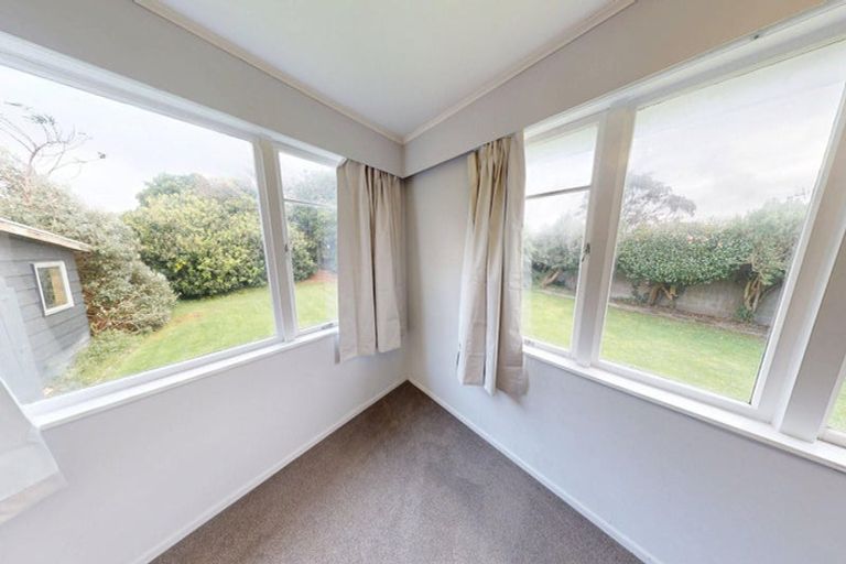 Photo of property in 8 Buick Crescent, Awapuni, Palmerston North, 4412