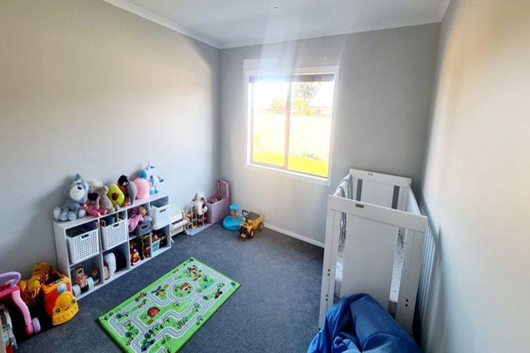 Photo of property in 100 Atkinson Avenue, Otaki Beach, Otaki, 5512