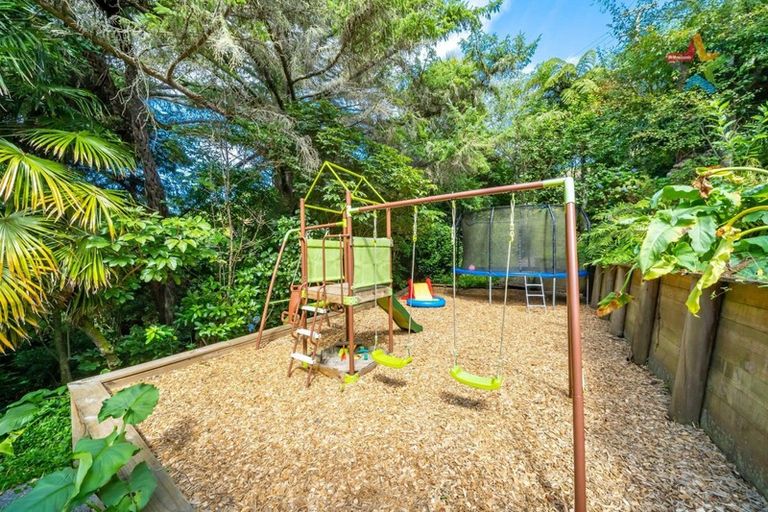 Photo of property in 188 Miromiro Road, Normandale, Lower Hutt, 5010