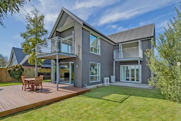 Photo of property in 24 Mountain View Place, Leeston, 7632