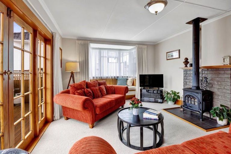 Photo of property in 13 Chilman Street, Strandon, New Plymouth, 4312