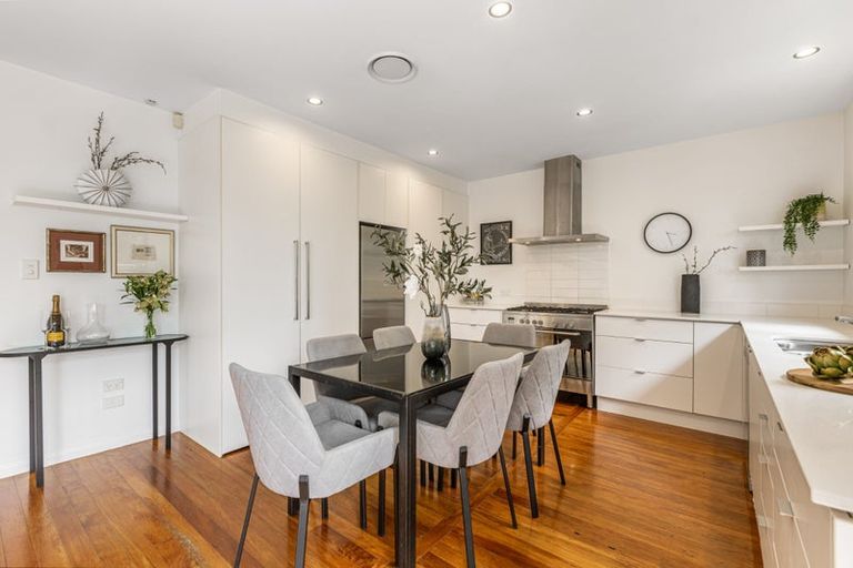 Photo of property in 19 Western Springs Road, Morningside, Auckland, 1021