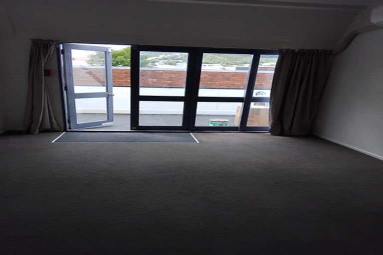 Photo of property in 168a Riddiford Street, Newtown, Wellington, 6021
