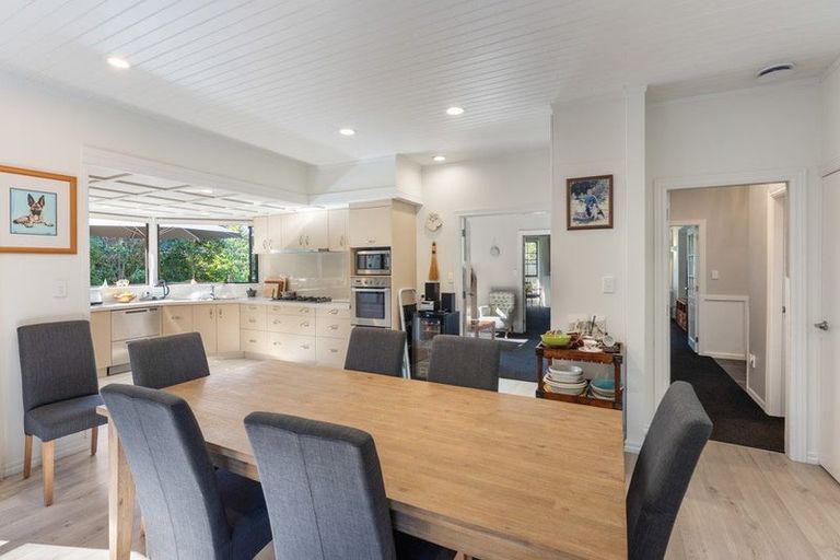 Photo of property in 21 Hurunui Street, Waikanae, 5036