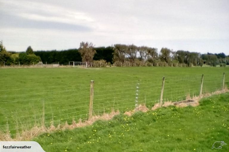 Photo of property in 407 Oteramika Road, Seaward Bush, Invercargill, 9871