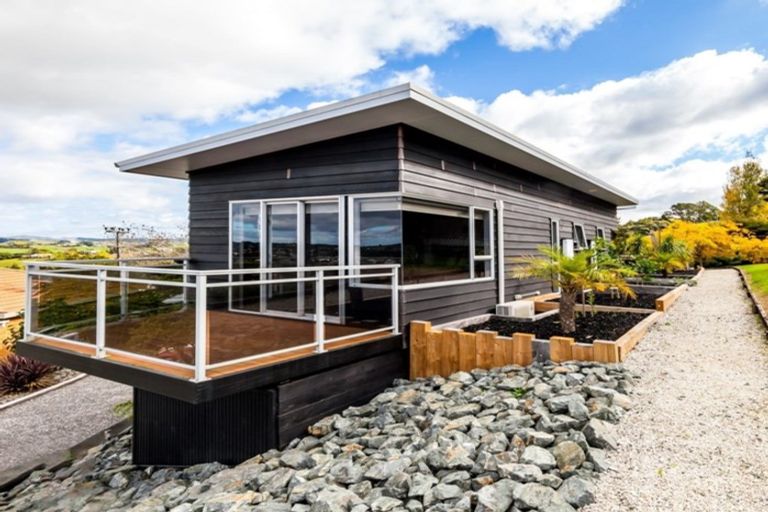 Photo of property in 29 Brampton Road, Snells Beach, 0920