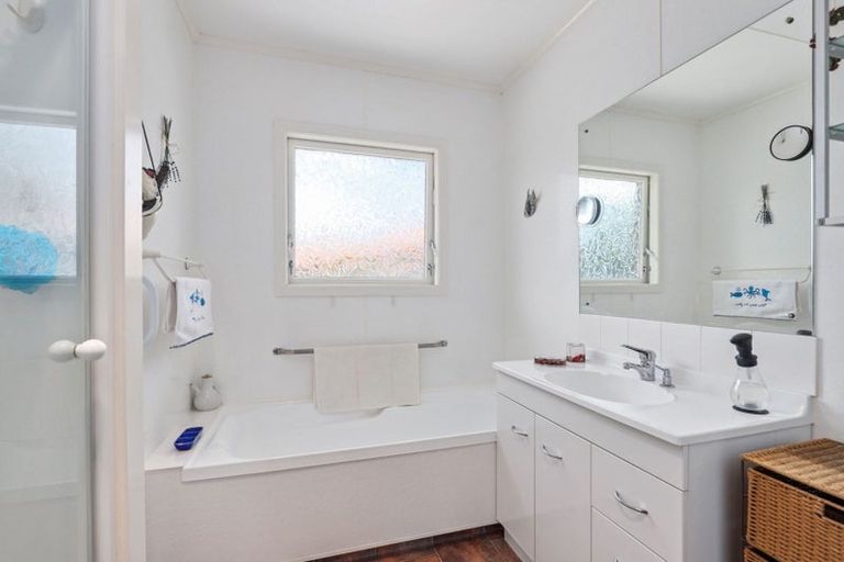 Photo of property in 35 Challinor Street, Pukete, Hamilton, 3200