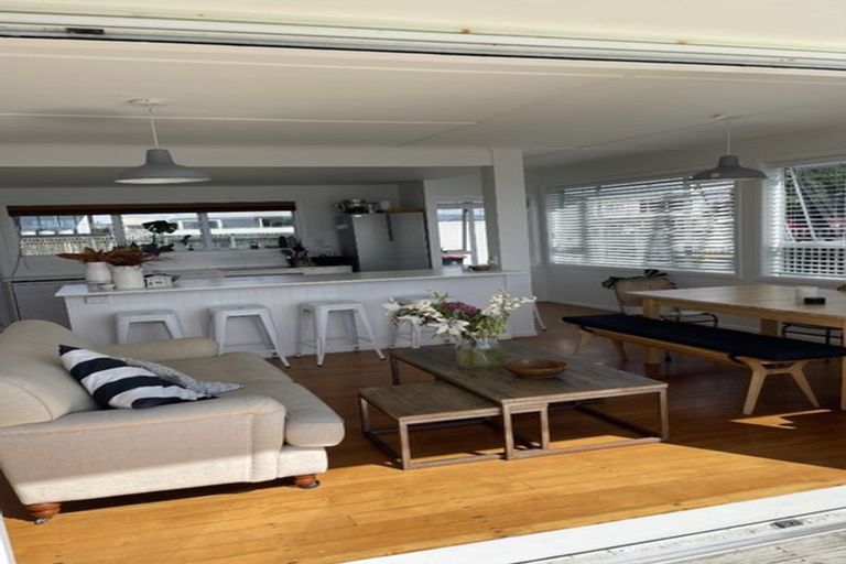 Photo of property in 107 Karewa Parade, Papamoa Beach, Papamoa, 3118