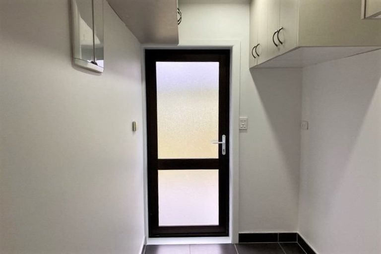 Photo of property in 3 Sexton Place, Manurewa East, Auckland, 2102