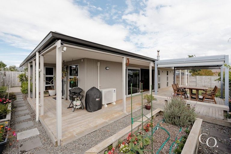 Photo of property in 31 Butterworth Crescent, Papamoa Beach, Papamoa, 3118