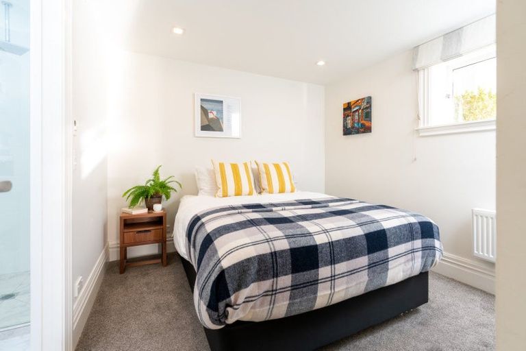 Photo of property in 48 Mcfarlane Street, Mount Victoria, Wellington, 6011