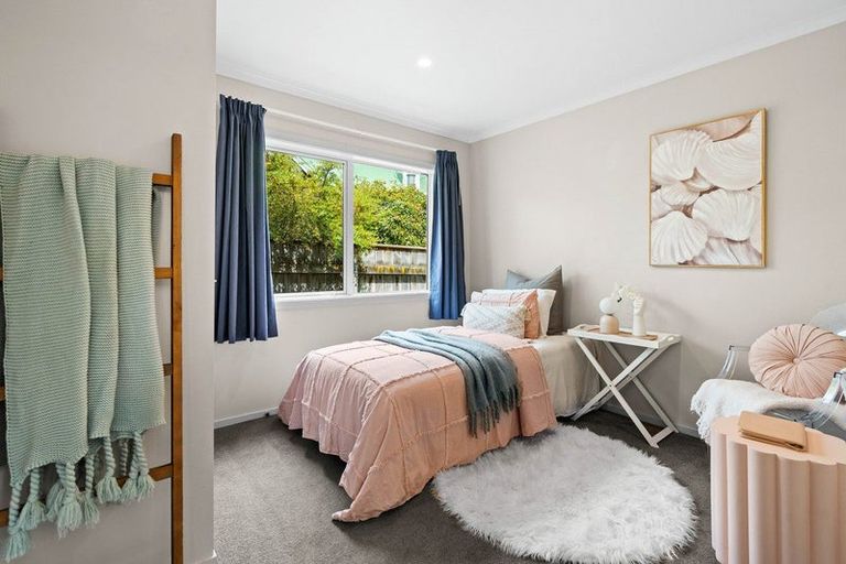 Photo of property in 77 Dublin Street, Martinborough, 5711