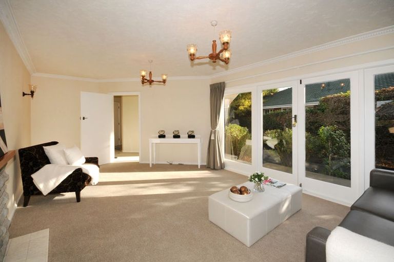 Photo of property in 44 Whitby Street, Burnside, Christchurch, 8053