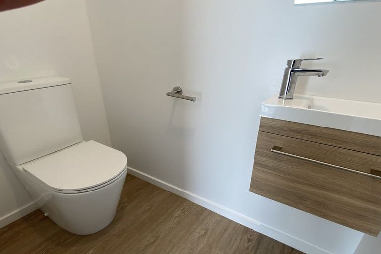 Photo of property in 35 Charles Street, Waltham, Christchurch, 8011