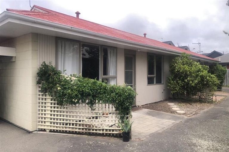 Photo of property in 3/133 Geraldine Street, Edgeware, Christchurch, 8013