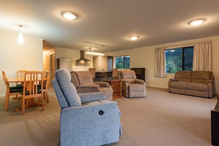 Photo of property in 84a Florance Avenue, Russell, 0272