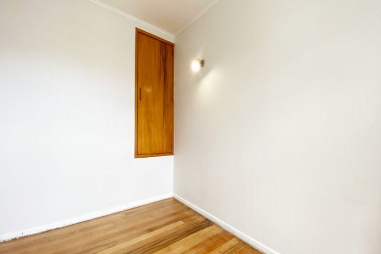 Photo of property in 54 Alma Crescent, Papakura, 2110