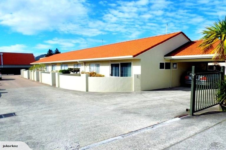 Photo of property in 1/6 Gibson Street, Fenton Park, Rotorua, 3010