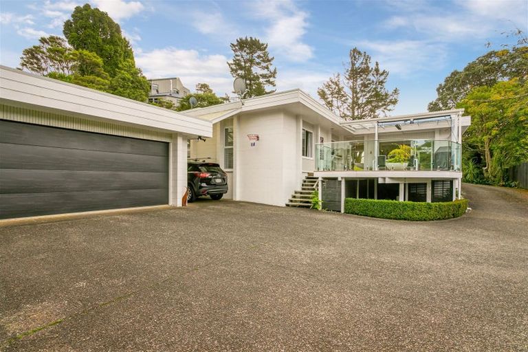 Photo of property in 1040 Scenic Drive North, Swanson, Auckland, 0816
