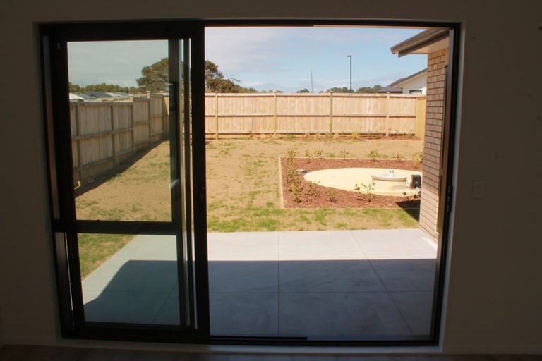 Photo of property in 16b Marine Garden Crescent, Beachlands, Auckland, 2018