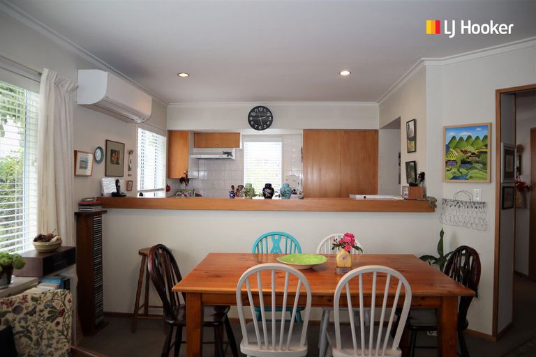 Photo of property in Balmoral Park, 4/31 Eastbourne Street, Caversham, Dunedin, 9012