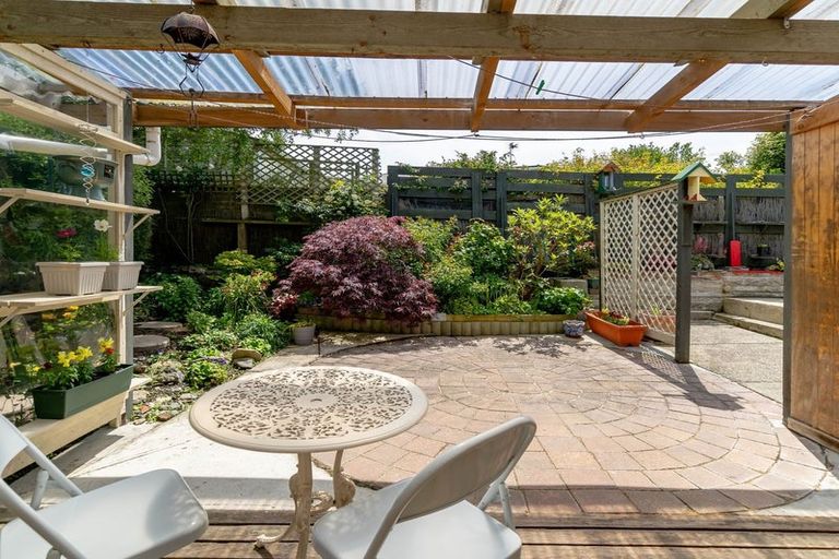 Photo of property in 71 Moana Crescent, Musselburgh, Dunedin, 9013