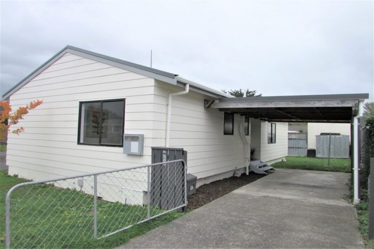 Photo of property in 2/264a Fergusson Drive, Heretaunga, Upper Hutt, 5018