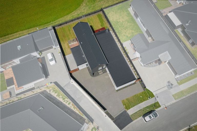 Photo of property in 33 Frank Ernest Crescent, Prebbleton, 7604