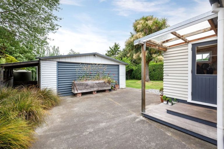 Photo of property in 8 Kitchener Place, Opawa, Christchurch, 8023