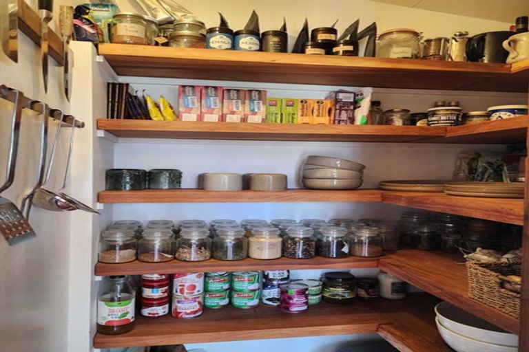 Photo of property in 260 Talbot Street, Geraldine, 7930