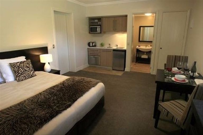 Photo of property in 14 Frye Crescent, Albert Town, Wanaka, 9305