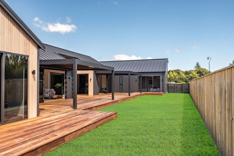 Photo of property in 36 Orchard Road, Greytown, 5712