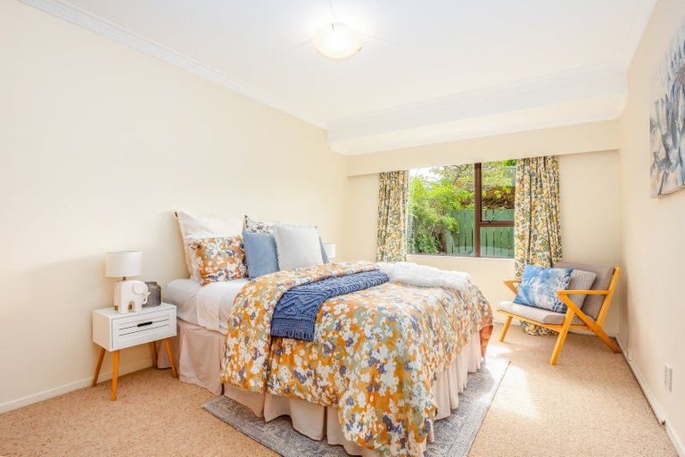 Photo of property in 282c Main Road, Tawa, Wellington, 5028