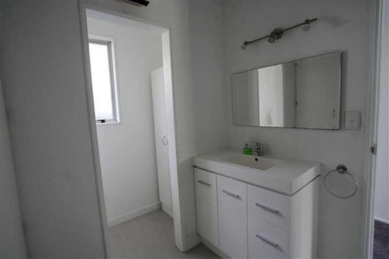 Photo of property in 2a Nikau Drive, Redwoodtown, Blenheim, 7201