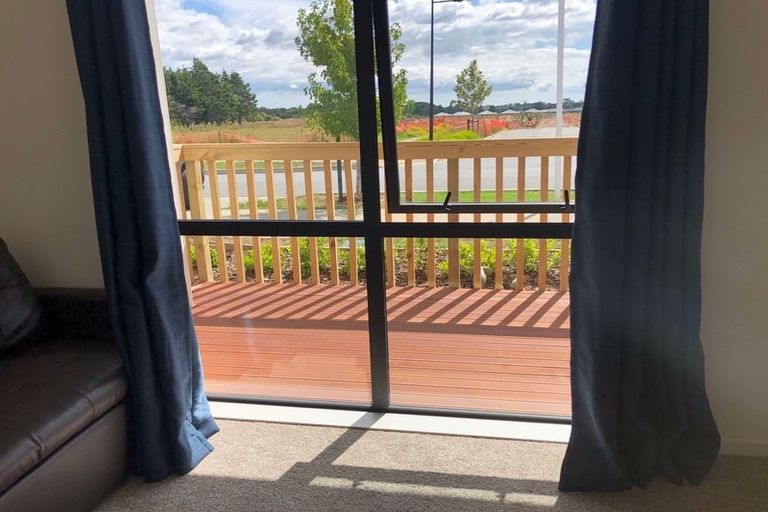 Photo of property in 25 Kahui Parade, Karaka, Papakura, 2113