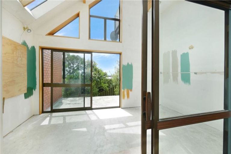 Photo of property in 17 Brigid Place, Mount Pleasant, Christchurch, 8081