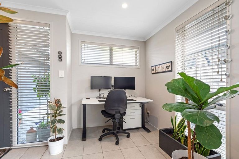 Photo of property in 6 Rire Hau Lane, Pyes Pa, Tauranga, 3112